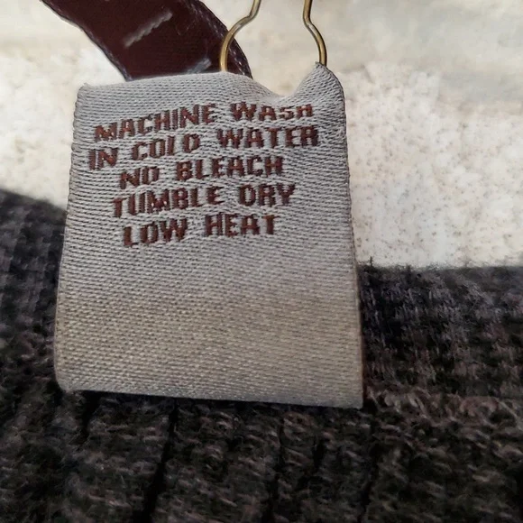 XCVI 3/4 Sleeve Crew Neck Top in Charcoal, Size Large, NWT - Picture 11 of 11